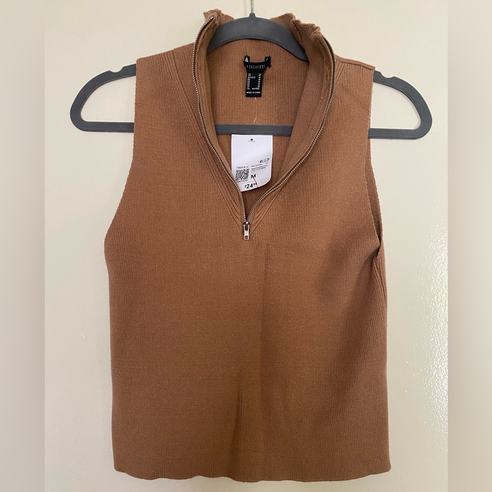 ♥️SOLD♥️ FOREVER 21 nude sweater-knit cropped tank - Picture 2 of 6